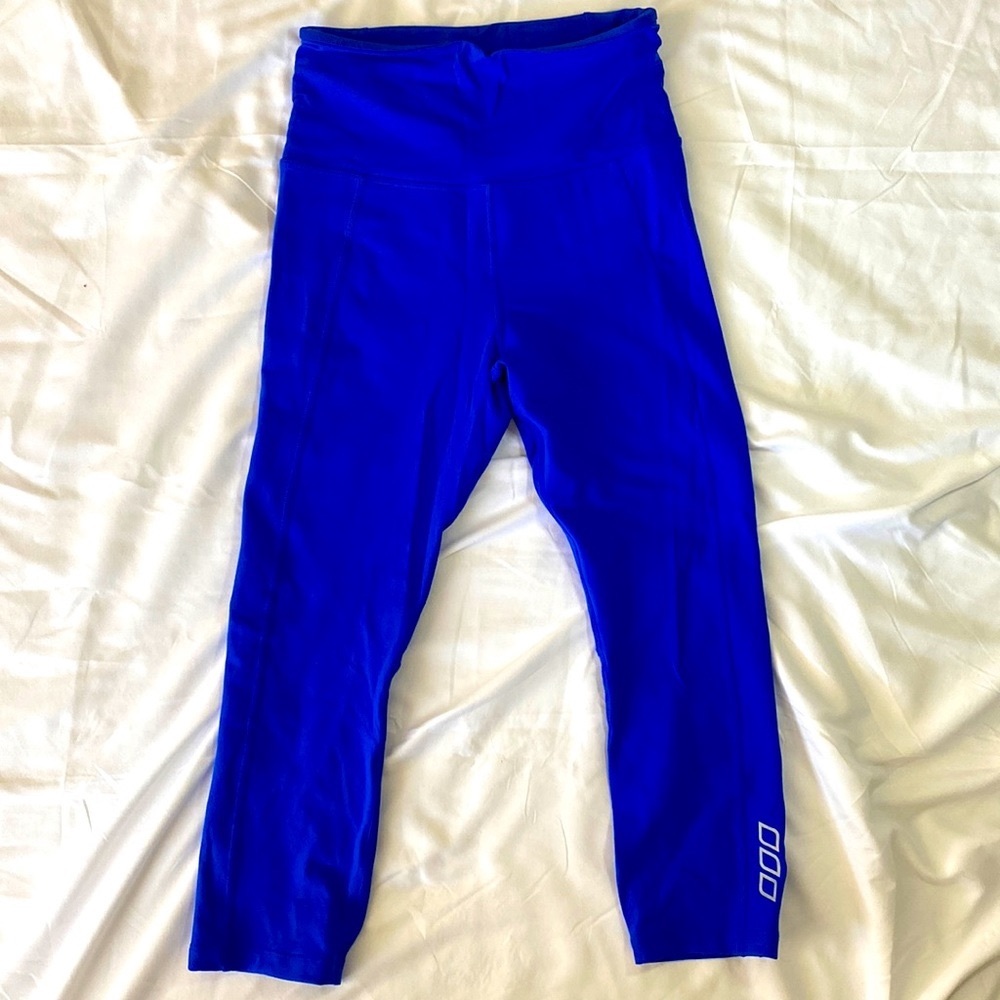 Women’s Lorna Jane 7/8 leggings size XS